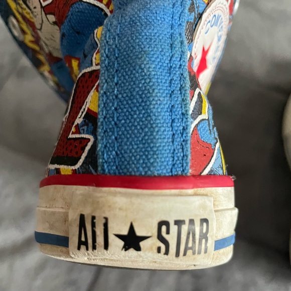 RARE Superman Converse Canvas Shoes - Picture 9 of 10
